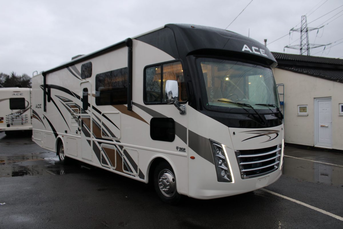 ACE THOR - 32.3 Motorhomes Bunkhouse 2020 Signature