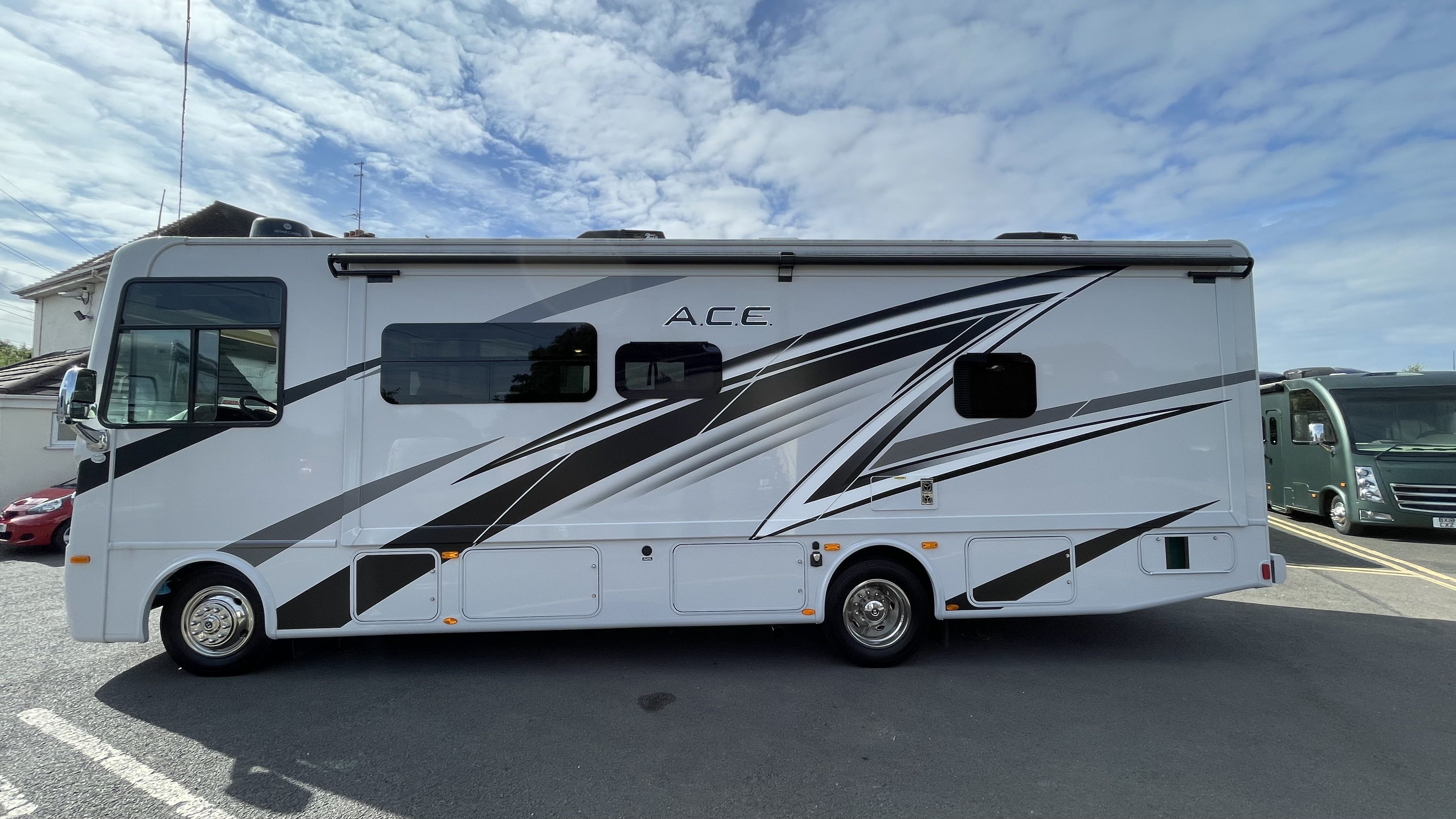 2024 THOR ACE 29D IN STOCK Signature Motorhomes